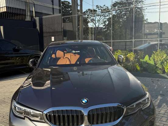 BMW-320i-2.0 16V TURBO GASOLINA M SPORT AUTOMÁTICO BMW-320i-2020