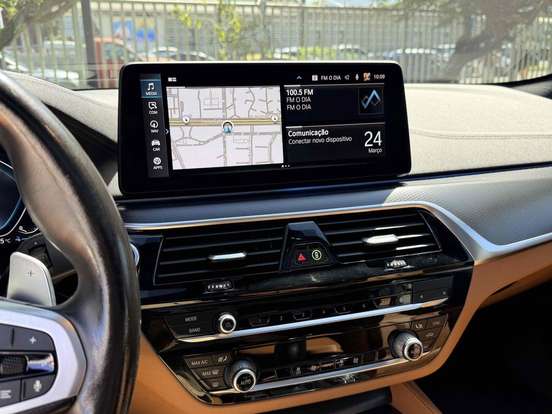 BMW-530e-2.0 16V TWINPOWER HÍBRIDO M SPORT AUTOMÁTICO BMW-530e-2021