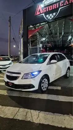 CHEVROLET ONIX 1.4 MPFI LT 8V FLEX 4P AUTOMÁTICO