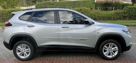 CHEVROLET-TRACKER-2022
