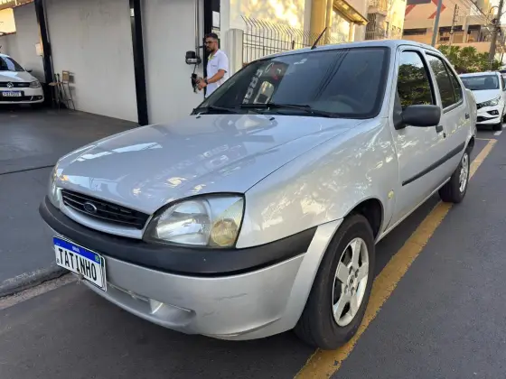 FORD FIESTA 1.0 MPI STREET SEDAN 8V GASOLINA 4P MANUAL