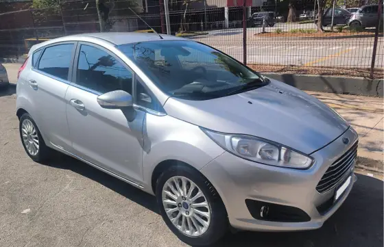 FORD FIESTA 1.6 TITANIUM HATCH 16V FLEX 4P POWERSHIFT