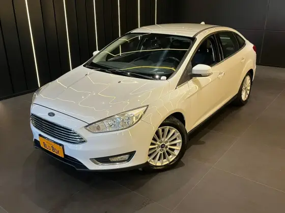 FORD FOCUS 2.0 TITANIUM FASTBACK 16V FLEX 4P POWERSHIFT