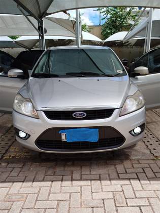 FORD FOCUS 2.0 GHIA 16V FLEX 4P MANUAL