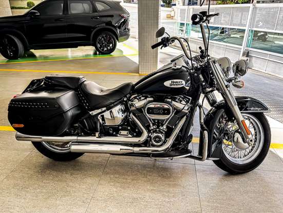 HARLEY-DAVIDSON-SOFTAIL HERITAGE CLASSIC 114-2022