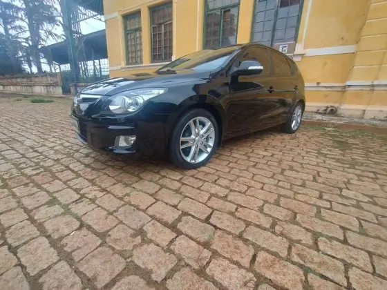 HYUNDAI I30 2.0 MPFI GLS 16V GASOLINA 4P MANUAL