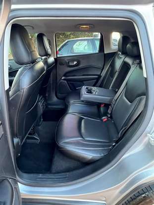 JEEP-COMPASS-2.0 16V FLEX LONGITUDE AUTOMÁTICO JEEP-COMPASS-2019