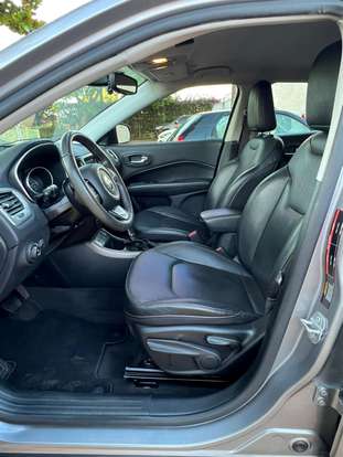 JEEP-COMPASS-2.0 16V FLEX LONGITUDE AUTOMÁTICO JEEP-COMPASS-2019