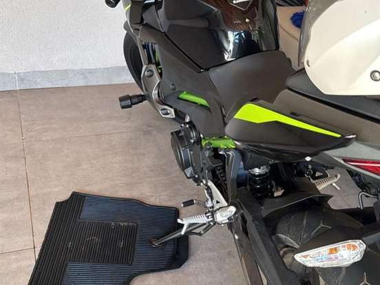 KAWASAKI-Z400 KAWASAKI-Z400-2023