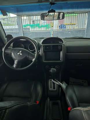 MITSUBISHI-PAJERO TR4-2.0 4X2 16V 140CV FLEX 4P AUTOMÁTICO MITSUBISHI-PAJERO TR4-2013