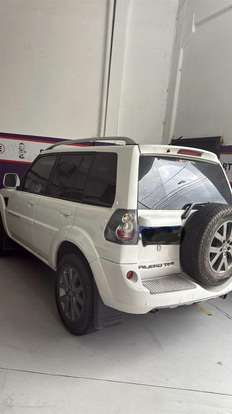 MITSUBISHI-PAJERO TR4-2012