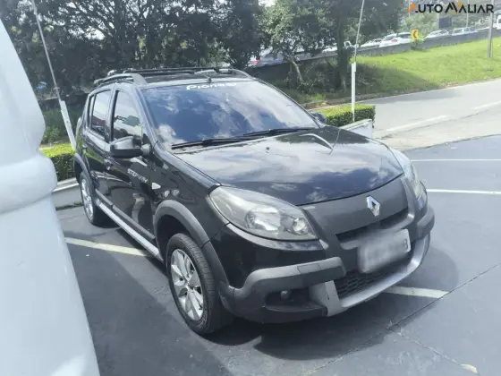RENAULT SANDERO 1.6 STEPWAY 16V FLEX 4P AUTOMÁTICO