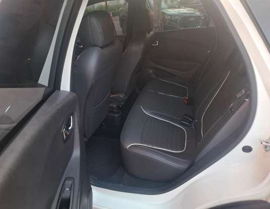 RENAULT-CAPTUR-2019