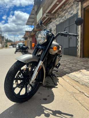 ROYAL ENFIELD-CLASSIC 350 DARK-2023