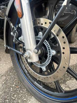 ROYAL ENFIELD-CLASSIC 350 DARK-2023