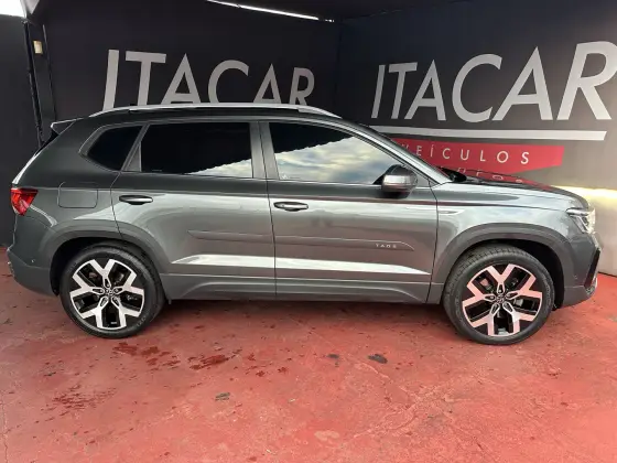 VOLKSWAGEN TAOS 1.4 250 TSI TOTAL FLEX HIGHLINE AUTOMÁTICO