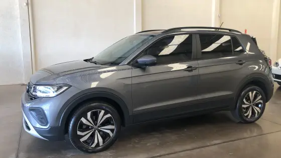 VOLKSWAGEN T-CROSS 1.0 200 TSI TOTAL FLEX AUTOMÁTICO