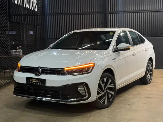 VOLKSWAGEN VIRTUS 1.0 200 TSI HIGHLINE AUTOMÁTICO