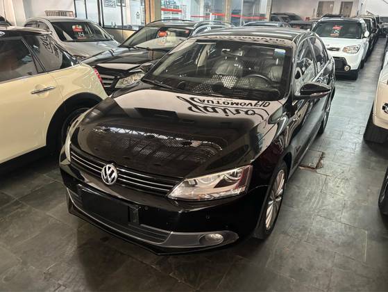 VOLKSWAGEN JETTA 2.0 TSI HIGHLINE 200CV GASOLINA 4P TIPTRONIC
