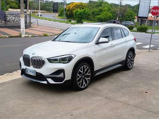 BMW-X1-2.0 16V TURBO ACTIVEFLEX SDRIVE20I X-LINE PLUS 4P AUTOMÁTICO BMW-X1-2022