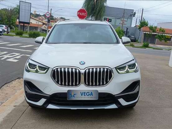 BMW-X1-2.0 16V TURBO ACTIVEFLEX SDRIVE20I X-LINE PLUS 4P AUTOMÁTICO BMW-X1-2022
