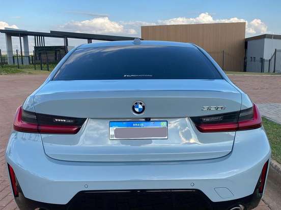 BMW-320i-2.0 16V TURBO FLEX M SPORT AUTOMÁTICO BMW-320i-2024