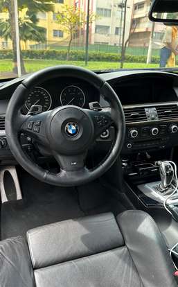 BMW-550i-4.8 SPORT SEDAN V8 32V GASOLINA 4P AUTOMÁTICO BMW-550i-2008
