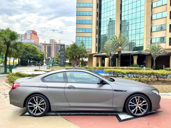 BMW-650i-4.8 COUPÉ V8 32V GASOLINA 2P AUTOMÁTICO BMW-650i-2011