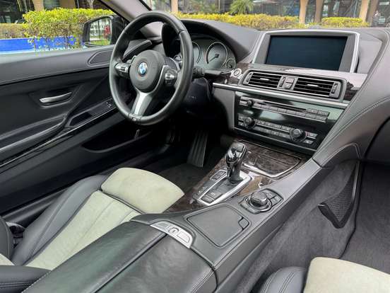 BMW-650i-4.8 COUPÉ V8 32V GASOLINA 2P AUTOMÁTICO BMW-650i-2011