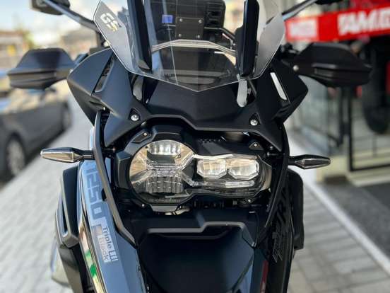 BMW-R 1250 GS PREMIUM TRIPLE BLACK BMW-R 1250 GS PREMIUM TRIPLE BLACK-2023