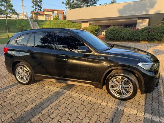 BMW-X1-2.0 16V TURBO ACTIVEFLEX SDRIVE20I 4P AUTOMÁTICO BMW-X1-2021