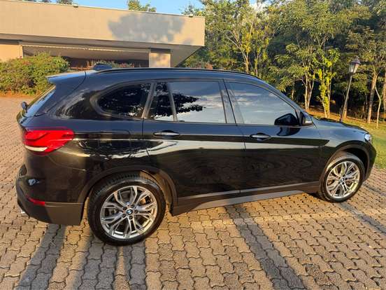 BMW-X1-2.0 16V TURBO ACTIVEFLEX SDRIVE20I 4P AUTOMÁTICO BMW-X1-2021