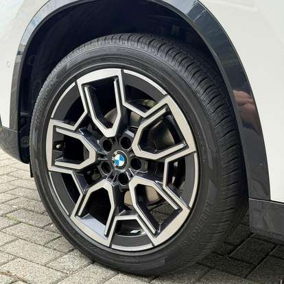 BMW-X1-2023