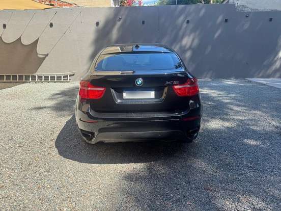 BMW-X6-4.4 50I 4X4 COUPÉ 8 CILINDROS 32V BI-TURBO GASOLINA 4P AUTOMÁTICO BMW-X6-2010