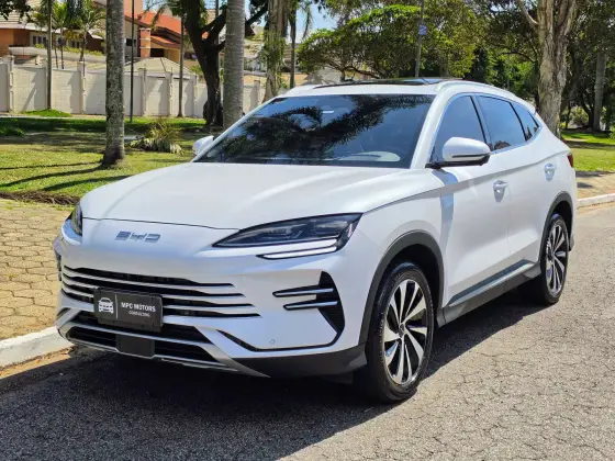 BYD SONG PLUS PREMIUM 1.5 DM-I TURBO HÍBRIDO AWD AUTOMÁTICO