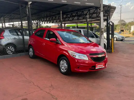 CHEVROLET-ONIX-1.0 MPFI LT 8V FLEX 4P MANUAL CHEVROLET-ONIX-2014