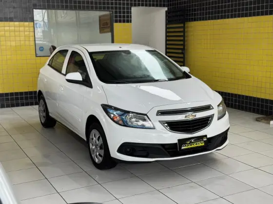 CHEVROLET ONIX 1.4 MPFI LT 8V FLEX 4P MANUAL