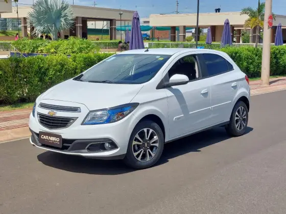 CHEVROLET ONIX 1.4 MPFI LTZ 8V FLEX 4P MANUAL