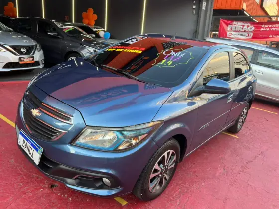 CHEVROLET ONIX 1.4 MPFI LTZ 8V FLEX 4P MANUAL