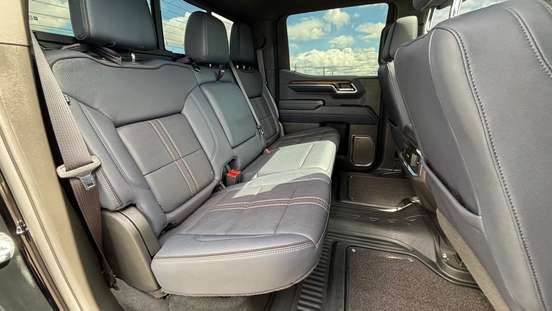 CHEVROLET-SILVERADO-2023
