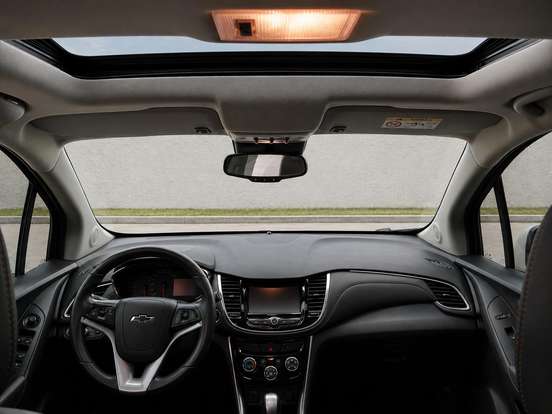 CHEVROLET-TRACKER-2017