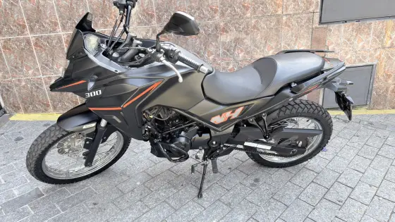 DAFRA NH 300 ABS 