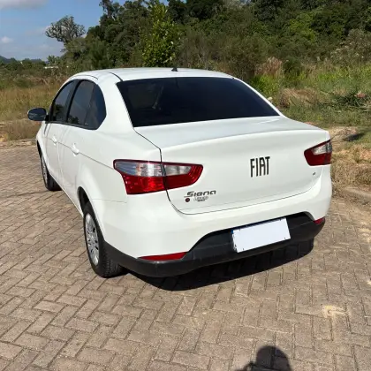 FIAT GRAND SIENA 1.4 MPI ATTRACTIVE 8V FLEX 4P MANUAL