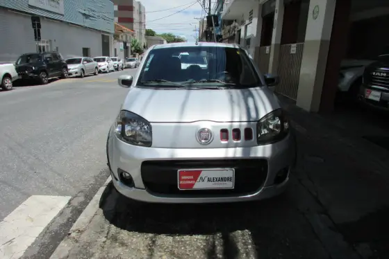FIAT UNO 1.4 EVO SPORTING 8V FLEX 4P MANUAL