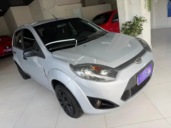 FORD FIESTA 1.0 ROCAM HATCH 8V FLEX 4P MANUAL