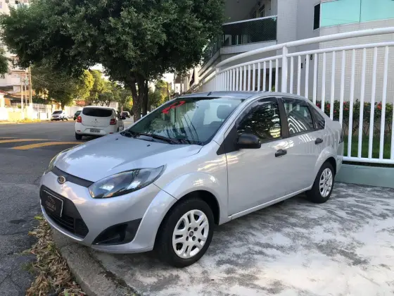 FORD FIESTA 1.6 MPI SEDAN 8V FLEX 4P MANUAL