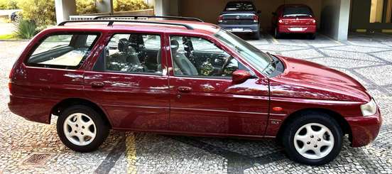 FORD-ESCORT-1998