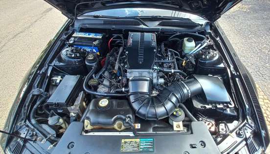 FORD-MUSTANG-2005