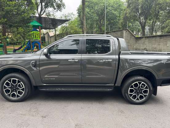 FORD-RANGER-3.0 V6 TURBO DIESEL CD LIMITED 4X4 AUTOMÁTICO FORD-RANGER-2023