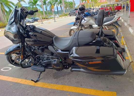 HARLEY-DAVIDSON-STREET GLIDE-2025